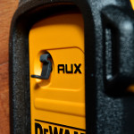 DeWALT DCR019 - Aux-Eingang