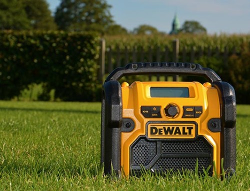 Im Test: DeWALT DCR019 AM/FM Baustellenradio