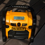 DeWALT DCR019 - Display bei direkter Sonneneinstrahlung